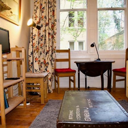 Central 3 Bedroom Next To Leafy Meadows Édimbourg Extérieur photo